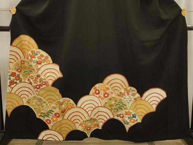 平和屋着物■豪華黒留袖　駒刺繍　花宝尽くし青海波　金彩　正絹　逸品　AABI4076sx
