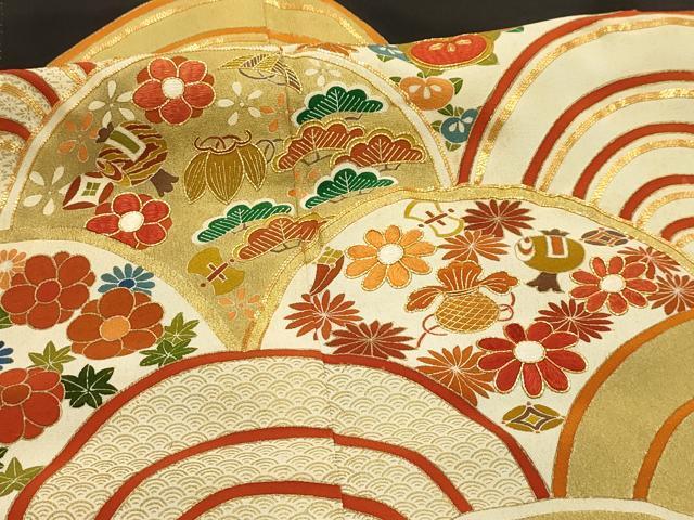 平和屋着物■豪華黒留袖　駒刺繍　花宝尽くし青海波　金彩　正絹　逸品　AABI4076sx