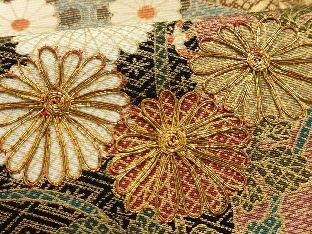平和屋着物■豪華黒留袖　駒刺繍　松竹梅吉祥花宝尽くし　金彩　正絹　逸品　AABI4246sx
