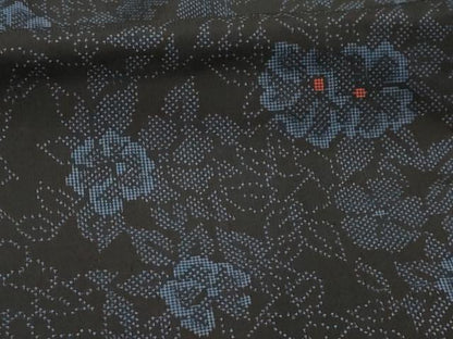平和屋着物■本場大島紬　草花文　黒地　正絹　逸品　AABI4258sx