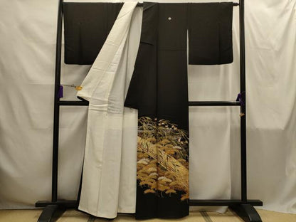 平和屋着物■豪華黒留袖　螺鈿　渡橋飛鳥浜松文　金銀彩　正絹　逸品　AABI4278sx