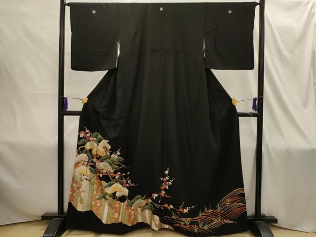 平和屋着物■豪華黒留袖 駒刺繍 梅松文 金銀彩 正絹 逸品 AABI4326sx