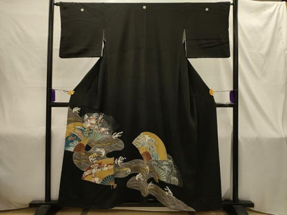 平和屋着物■豪華黒留袖　松竹梅　立波扇面風景文　金彩　正絹　逸品　AABI4384sx