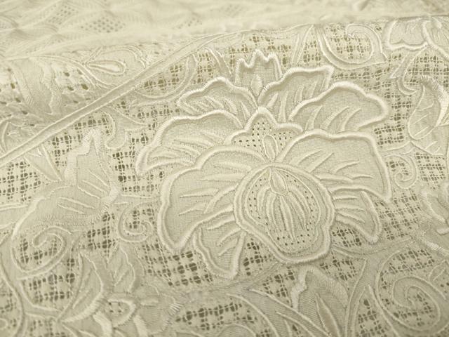 平和屋着物●上質な小紋　総刺繍　中国三大刺繍　スワトウ刺繍　汕頭刺繍　向かい鳥更紗花文　生成り色　正絹　逸品　AABI4417ck