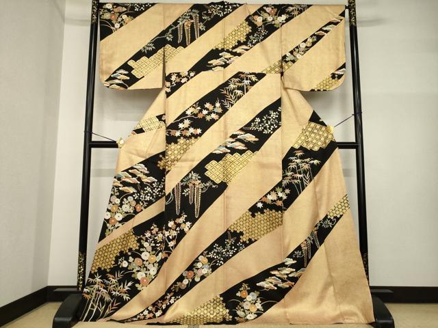平和屋着物●訪問着　駒刺繍　吉祥花文　摺り剥がし　黒地　金彩　正絹　逸品　AABI4431ck