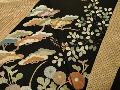 平和屋着物●訪問着　駒刺繍　吉祥花文　摺り剥がし　黒地　金彩　正絹　逸品　AABI4431ck