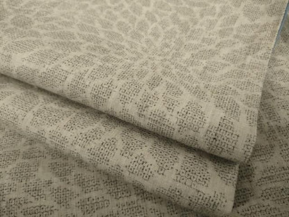 平和屋着物●本場結城紬　重要無形文化財　100亀甲　狢菊　正絹　逸品　AABI4434ck