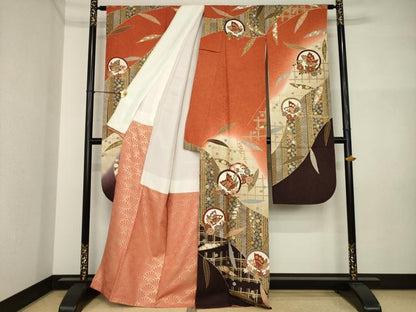 平和屋着物●豪華振袖　駒刺繍　花蝶丸文　金彩　正絹　逸品　AABI4465ck