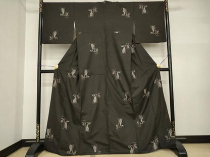 平和屋着物●本場大島紬　カタス9マルキ　兎　地空き　正絹　逸品　AABI4468ck
