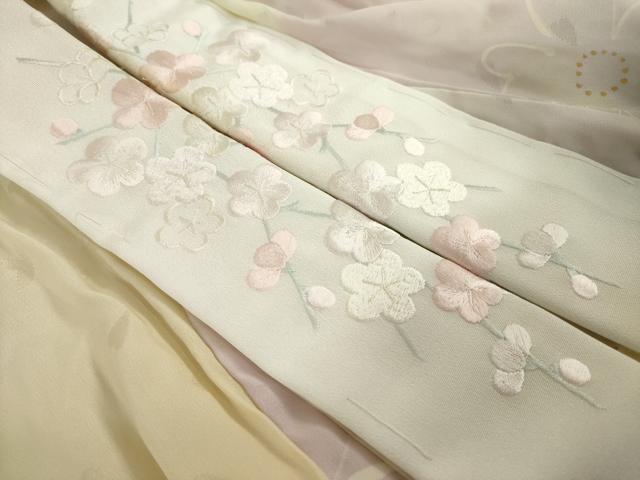平和屋着物●長襦袢　無双仕立て　舞花文　暈し染め　半衿刺繍　正絹　逸品　AABI4480ck