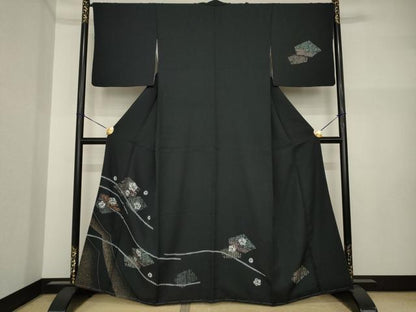 平和屋着物●訪問着　絞り　舞花文　黒地　金彩　正絹　逸品　未使用　AABI4504ck