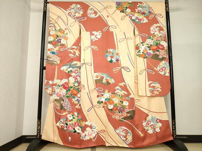 平和屋着物●豪華振袖　駒刺繍　吉祥花文　金彩　正絹　逸品　AABI4515ck