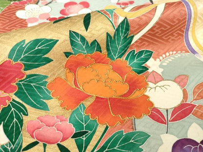 平和屋着物●豪華振袖　駒刺繍　吉祥花文　金彩　正絹　逸品　AABI4515ck