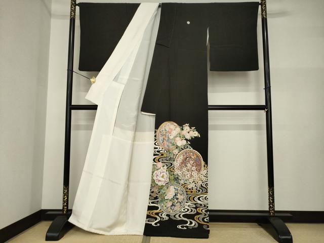 平和屋着物●豪華黒留袖　作家物　花鳥絵皿文　正絹　逸品　AABI4555ck