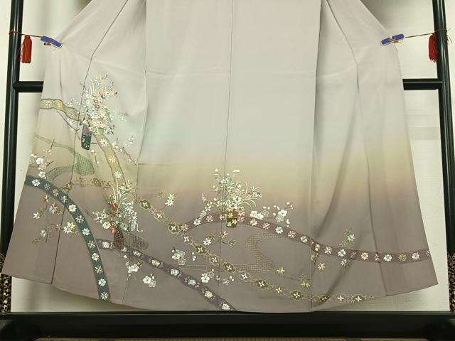 平和屋着物▽中国三大刺繍　汕頭刺繍　スワトウ刺繍　訪問着　単衣　総刺繍　飾花文　暈し染め　正絹　逸品　AABI4569jh