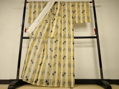 平和屋着物＊夏物　本場琉球絣　夏琉球　証紙付き　正絹　逸品　AABI4760jd