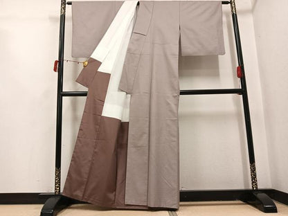 平和屋着物●上質な色無地　幾何学地紋　枯野色　正絹　逸品　AABI4810ph