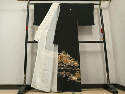 平和屋着物●創業460年・千總　黒留袖　刺繍　松竹梅檜扇草花文　金彩　三越扱い　正絹　逸品　AABI4840ph