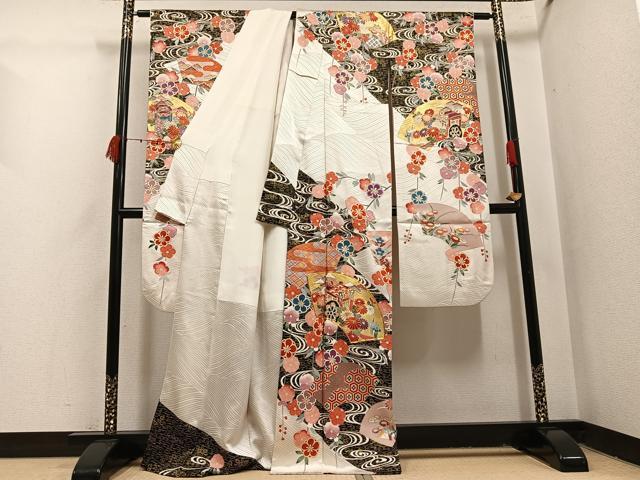 平和屋着物●豪華振袖　駒刺繍　地紙御所車貝桶花文　金彩　正絹　逸品　AABI4849ph