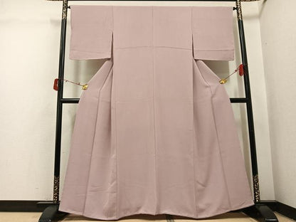 平和屋着物●上質な色無地　唐草地紋　枯野色　正絹　逸品　AABI4859ph