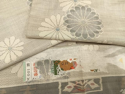 平和屋着物●本場大島紬　白大島　カタス7マルキ　舞花文　証紙付き　正絹　逸品　AABI4861ph