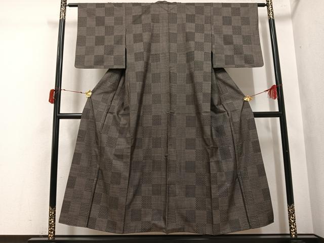 平和屋着物●本場大島紬　カタス7マルキ　市松文様　正絹　逸品　AABI4863ph