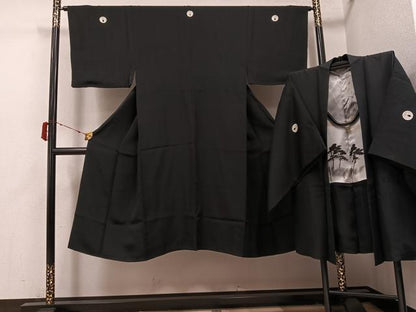 平和屋着物●男性　黒紋付・羽織セット　正絹　逸品　AABI4926ph