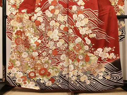 平和屋着物●豪華振袖　刺繍　貝桶花文　暈し染め　金彩　正絹　逸品　AABI4931ph