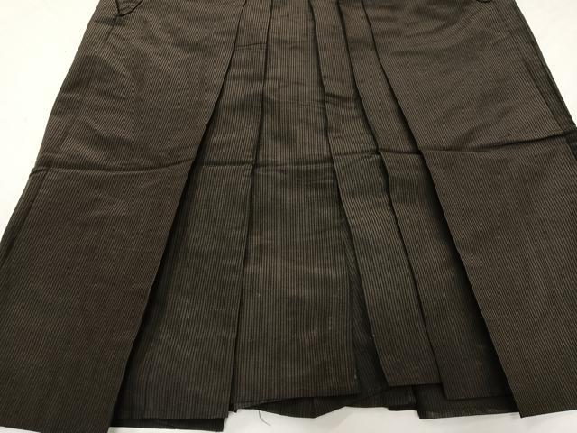 平和屋着物●男性　馬乗り袴　縞　正絹　逸品　AABI4952ph