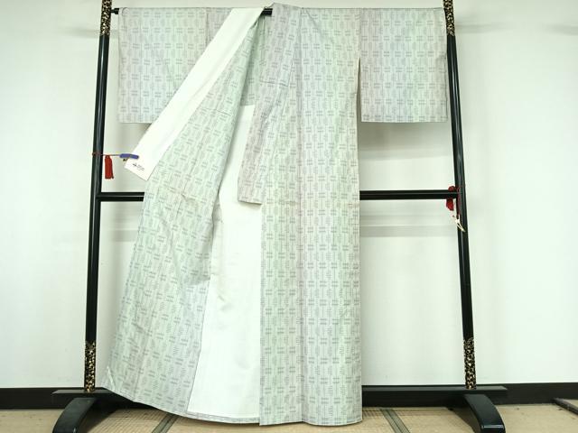 平和屋着物▽伝統工芸士　紫峰　本場大島紬　白大島　単衣　幾何学文様　やまと誂製　証紙付き　正絹　逸品　AABI5066jh