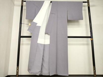 平和屋着物●上質な色無地　花待人　鳩羽鼠色　浜ちりめん　反端付き　正絹　逸品　AABI5112ck