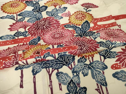 平和屋着物●豪華振袖　紅型　エ霞花文　正絹　逸品　AABI5120ck