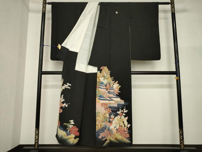 平和屋着物●アンティーク　大正ロマン　黒留袖　刺繍　風景文　金彩　正絹　逸品　AABI5122ck