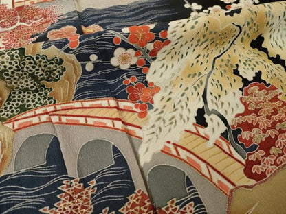 平和屋着物●アンティーク　大正ロマン　黒留袖　刺繍　風景文　金彩　正絹　逸品　AABI5122ck