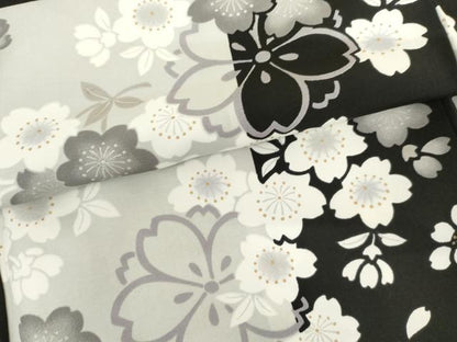 平和屋着物●上質な小紋　市松に桜　金彩　正絹　逸品　未使用　AABI5169cs