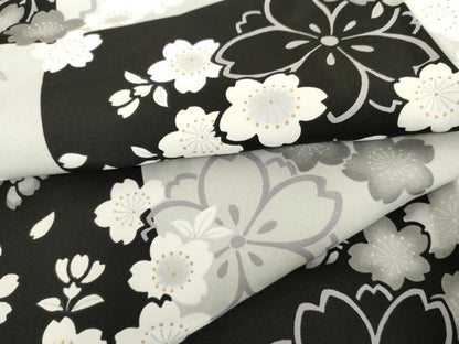 平和屋着物●上質な小紋　市松に桜　金彩　正絹　逸品　未使用　AABI5169cs