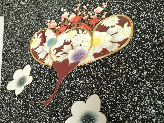 平和屋着物●豪華振袖　駒刺繍　舞梅文　黒地　金銀彩　正絹　逸品　AABI5175cs