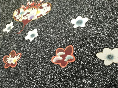 平和屋着物●豪華振袖　駒刺繍　舞梅文　黒地　金銀彩　正絹　逸品　AABI5175cs