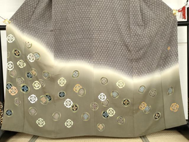 平和屋着物●東京友禅　坂和清　訪問着　刺繍　ろうけつ染　吉祥花丸文　暈し染め　正絹　逸品　AABI5195cs