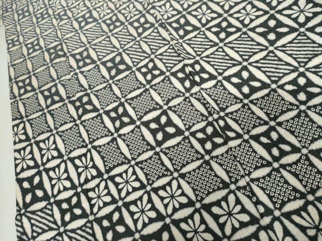 平和屋着物●訪問着　中国三大刺繍　相良刺繍　絞り　七宝花文　暈し染め　金通し地　三越扱い　正絹　逸品　AABI5260cs