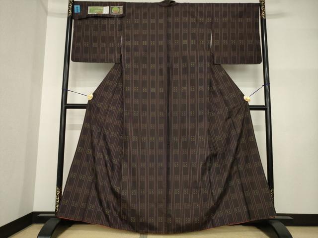 平和屋着物●本場琉球花織　紬　手織　嘉手苅千勇作　証紙付き　正絹　逸品　AABI5287ck