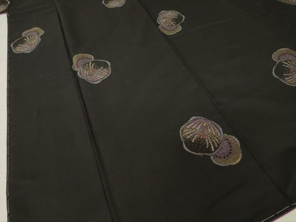平和屋着物●本場大島紬　カタス9マルキ　地空き　舞花文　正絹　逸品　未使用　AABI5311ck