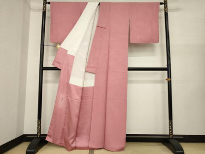 平和屋着物●大正の浮世絵師 竹久夢二 夢二ロマン 色無地 舞花地紋 加茂の里 薄紅色 丹後ちりめん 反端付き 正絹 逸品 未使用 AABI5350ck