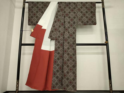 平和屋着物●本場大島紬　龍郷絣　花菱文　正絹　逸品　AABI5353ck
