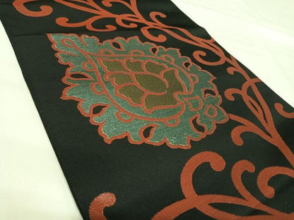 平和屋着物◎全通柄　本袋帯　更紗花唐草文　黒地　金糸　正絹　逸品　AABI5672yx
