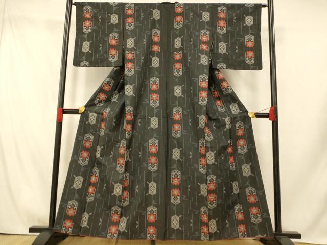 平和屋着物■本場村山大島紬　花間道　正絹　逸品　AABI5815fw