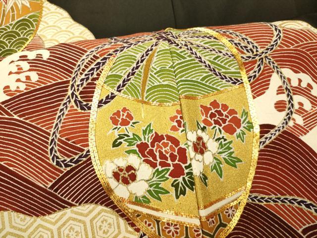 平和屋着物■豪華黒留袖　駒刺繍　陶器吉祥花文　金彩　正絹　逸品　AABI5834fw