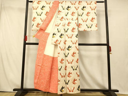 平和屋着物■上質な小紋 舞蝶文 金通し地 正絹 逸品 AABI5920fw