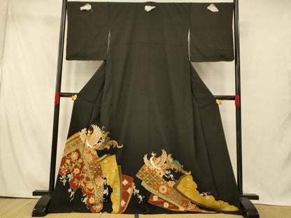 平和屋着物■豪華黒留袖　駒刺繍　鳳凰更紗花文　金彩　正絹　逸品　AABI5936fw