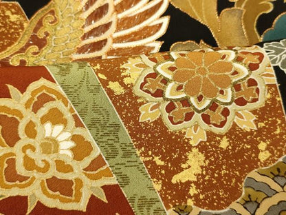 平和屋着物■豪華黒留袖　駒刺繍　鳳凰更紗花文　金彩　正絹　逸品　AABI5936fw